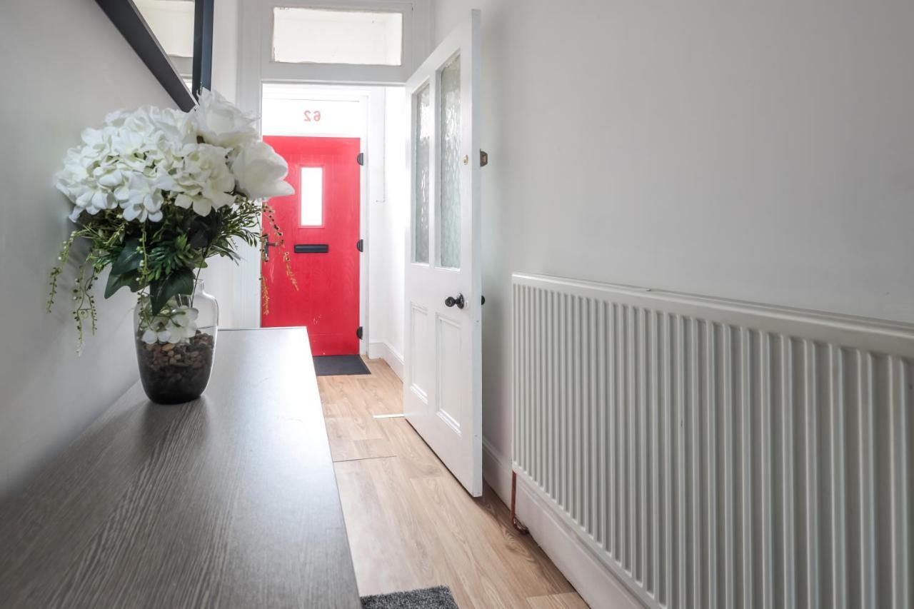 Spacious 4 Bed House In Birmingham, Suitable For Contractors Εξωτερικό φωτογραφία